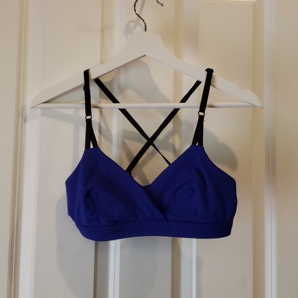 LULULEMON Blue It's Getting Hot in Here Bra sz 6 - Picture 8 of 15